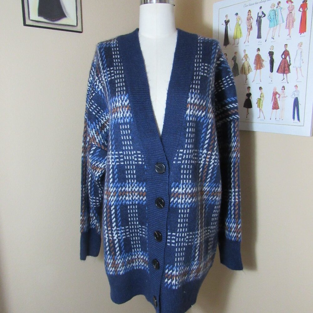 NWT Women's Belk Biltmore Long Sleeve Pleat Back Plaid Cardigan L